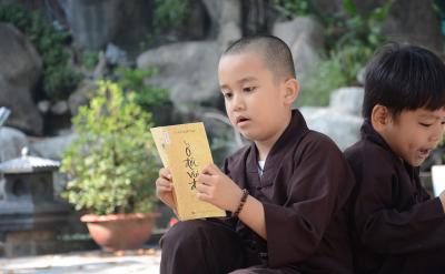 �磺�z�w�z�������S���С���Ӿۼ�һ���γ�...